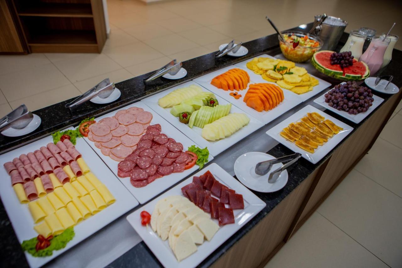 Tri Hotel Chapecó Екстериор снимка