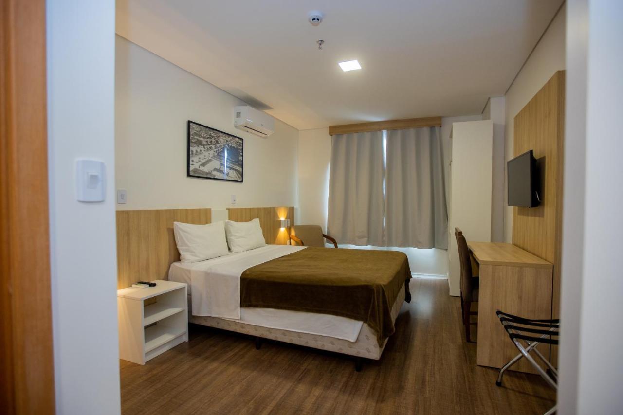 Tri Hotel Chapecó Екстериор снимка