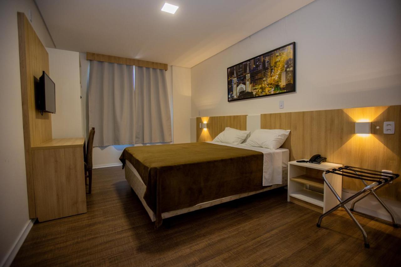 Tri Hotel Chapecó Екстериор снимка
