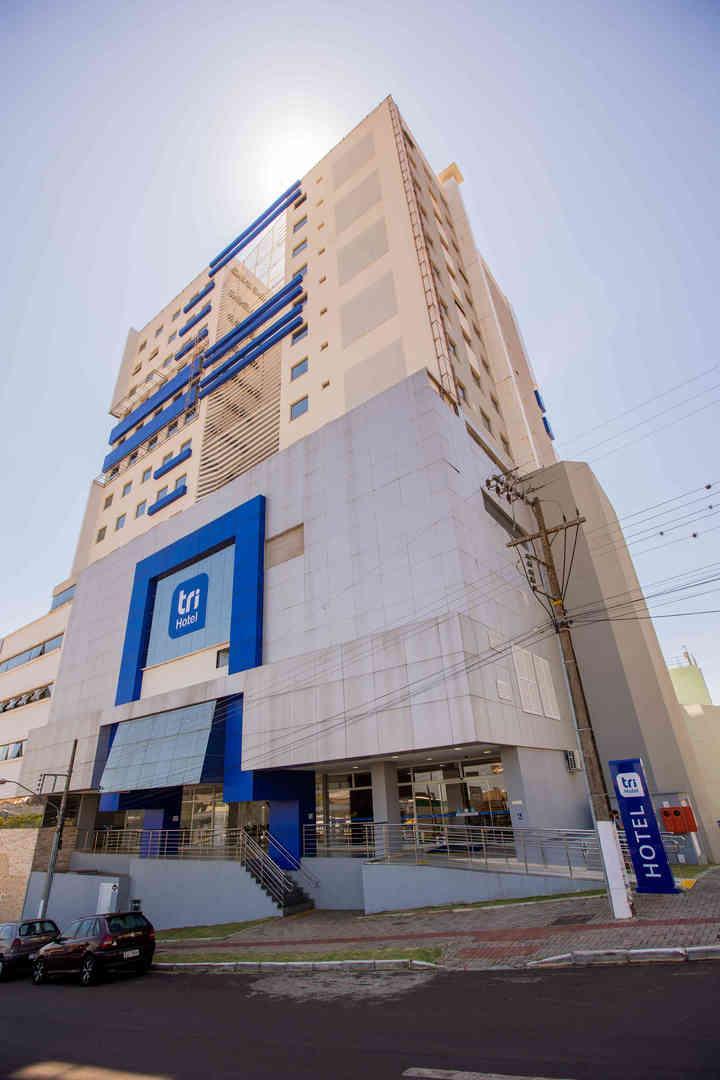 Tri Hotel Chapecó Екстериор снимка